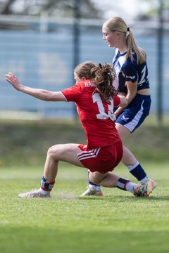 Bild 495 - wBJ Hamburger SV - Hertha BSC : Ergebnis: 5:2